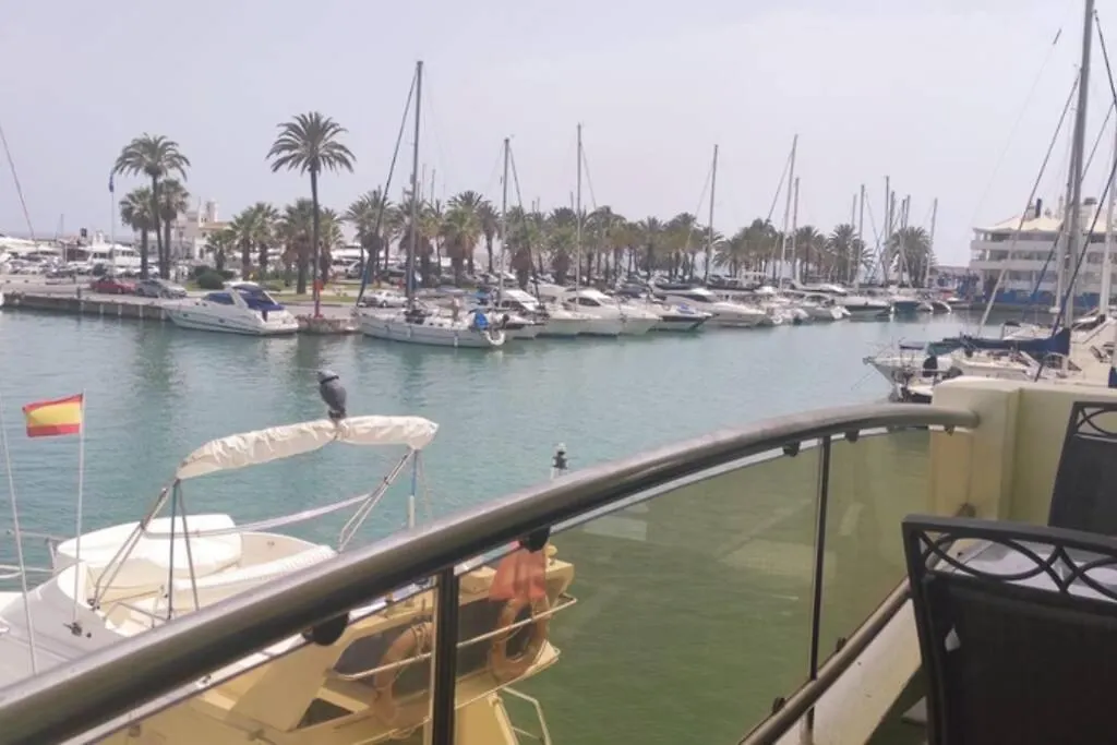 Isla De Levante - Puerto Marina, Benalmadena