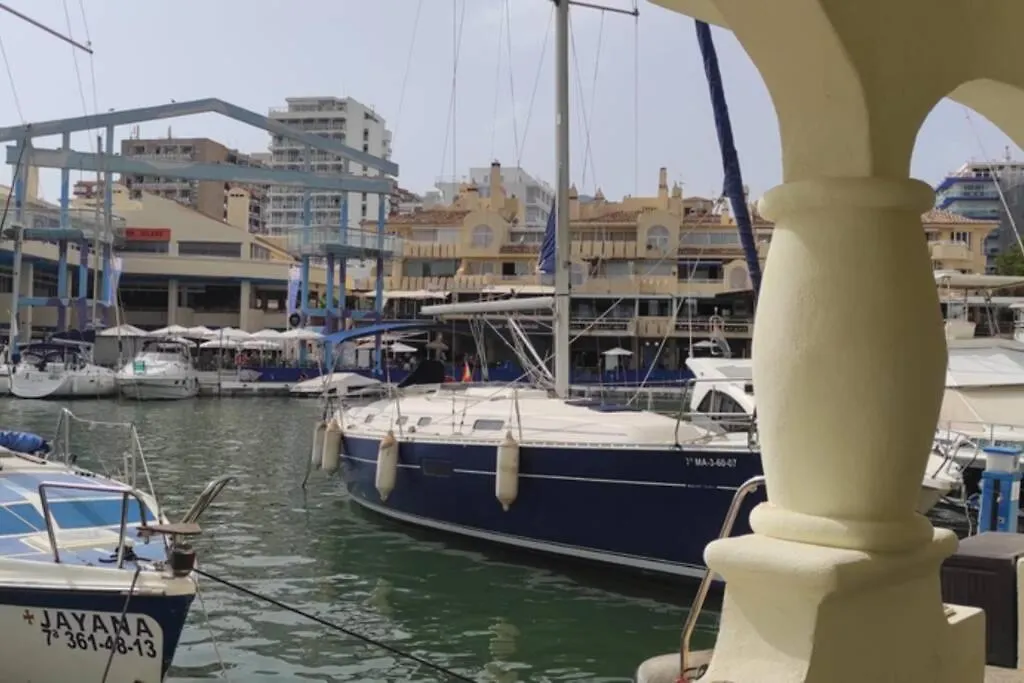 Isla De Levante - Puerto Marina, Benalmadena 0*,