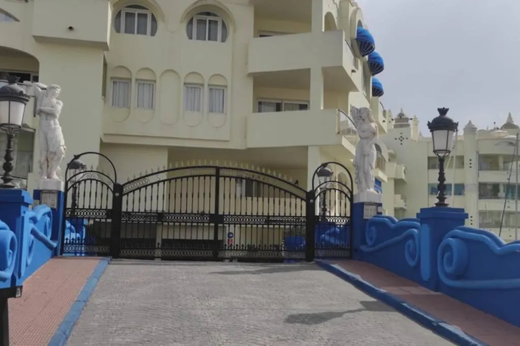 Apartment Isla De Levante - Puerto Marina, Benalmadena Spain