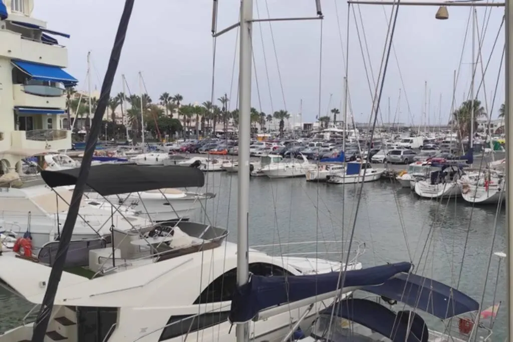 Isla De Levante - Puerto Marina, Benalmadena