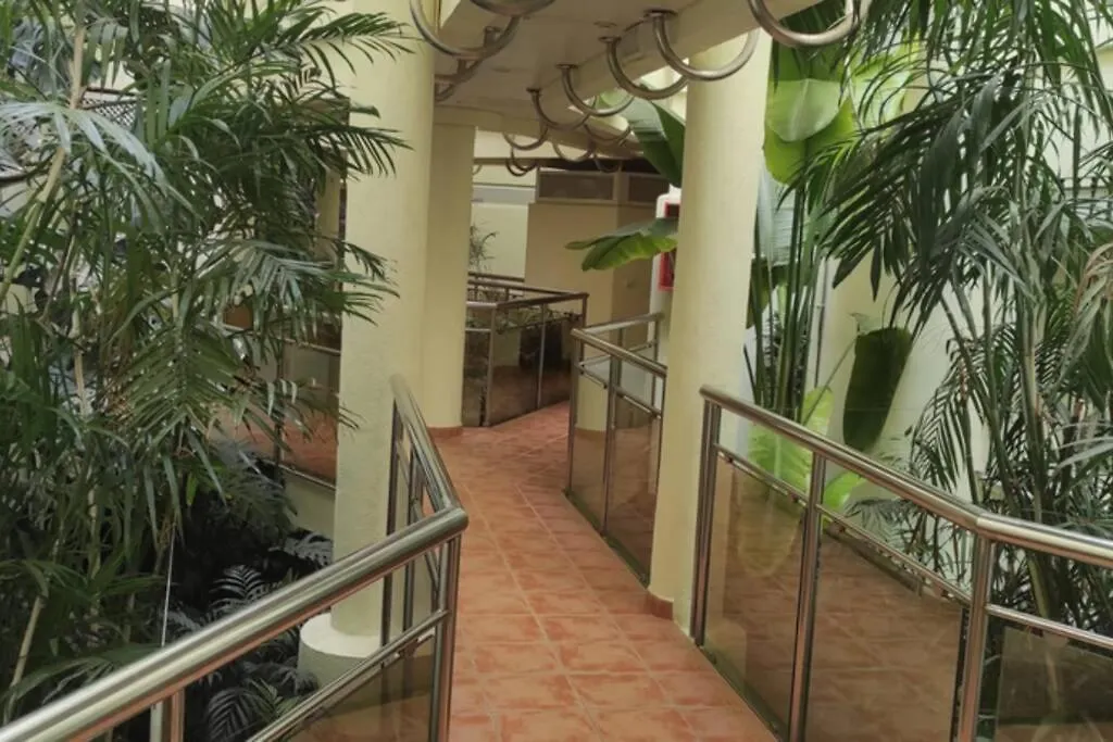 Isla De Levante - Puerto Marina, Benalmadena Apartment
